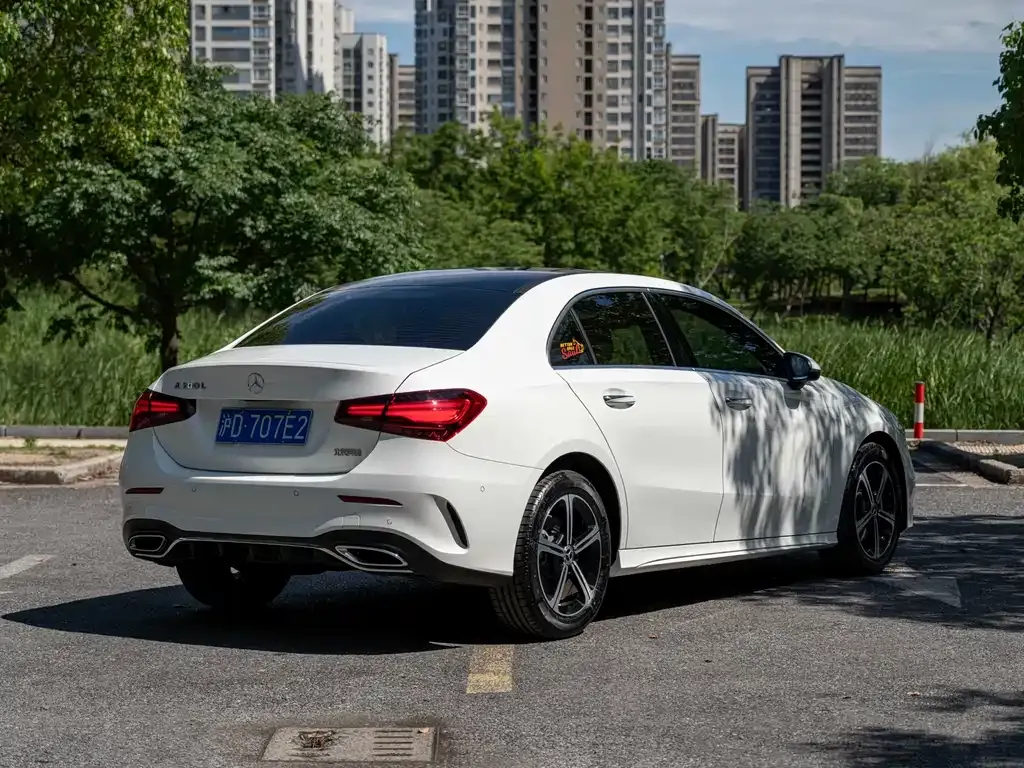 Mercedes-Benz A-Class — фото 7