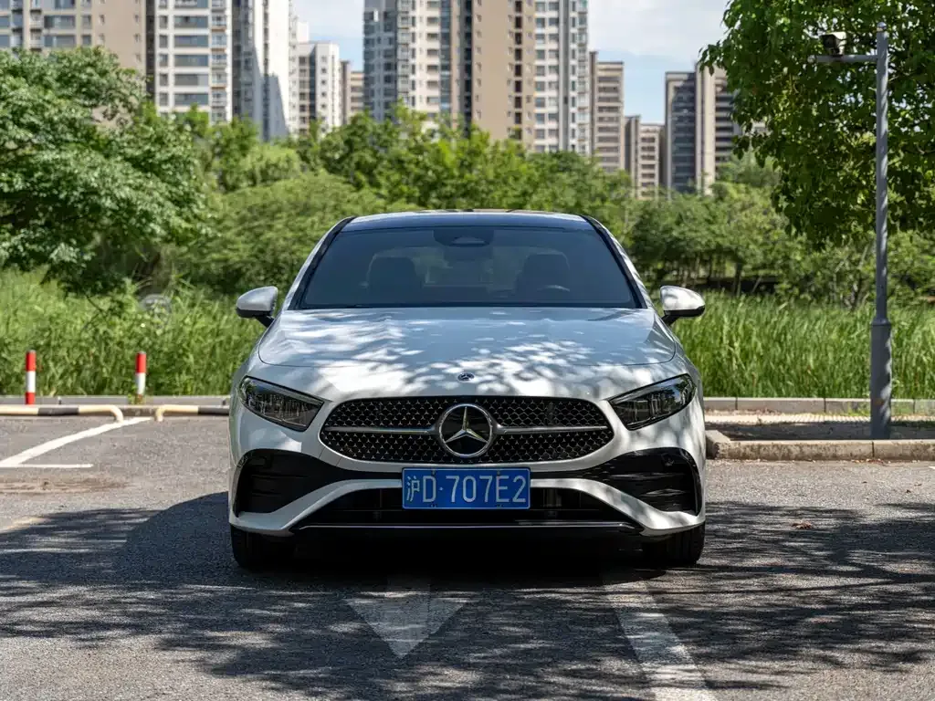Mercedes-Benz A-Class — фото 9