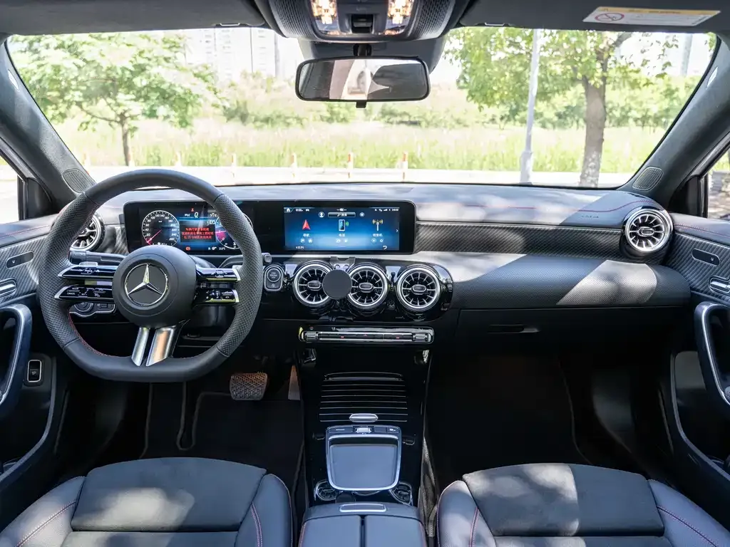 Mercedes-Benz A-Class — фото 3
