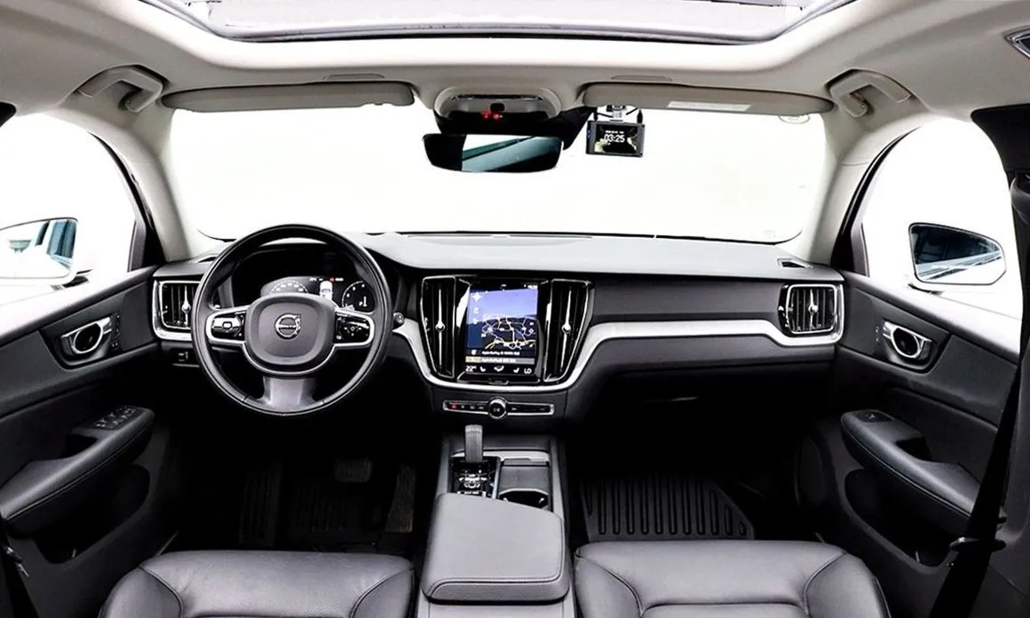 Volvo V60 2021 из KR, фото 6