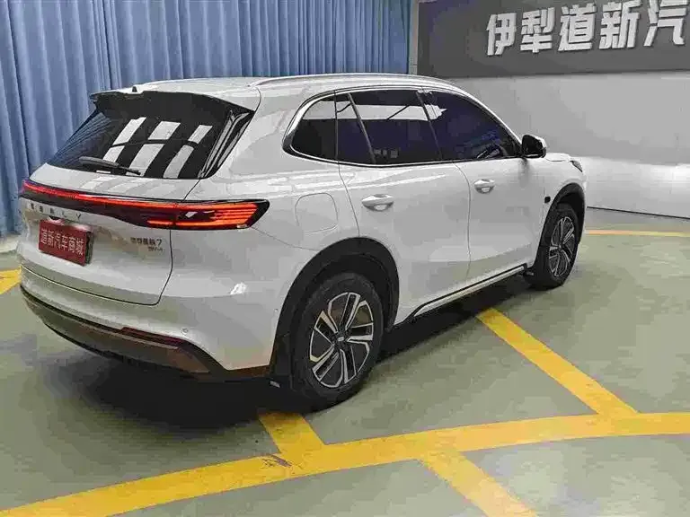Geely Galaxy Xingjian 7 — фото 2