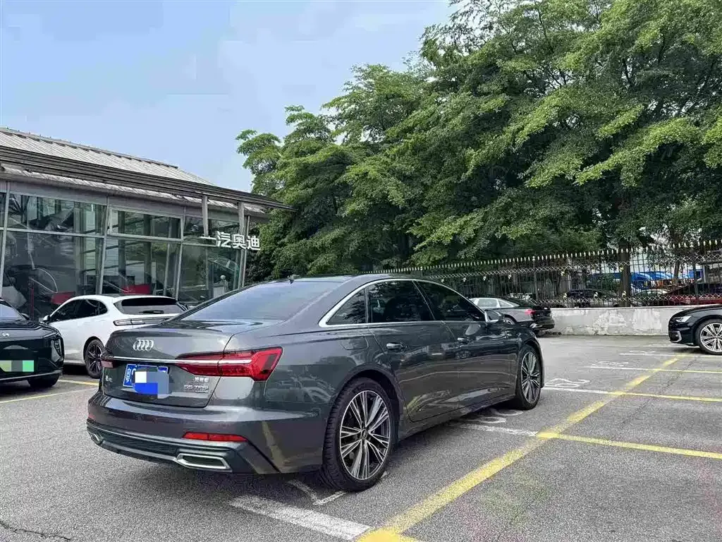 Audi A6L — фото 3