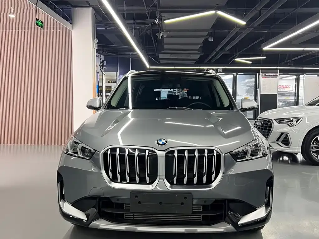 BMW X1 — фото 6