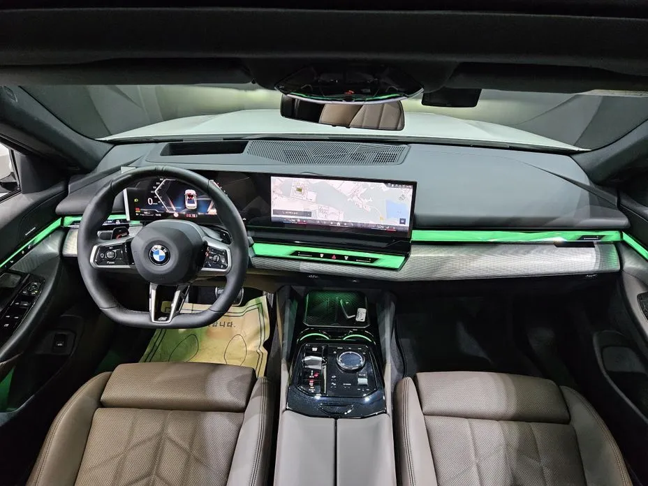 BMW 5-Series 2026 из KR, фото 10
