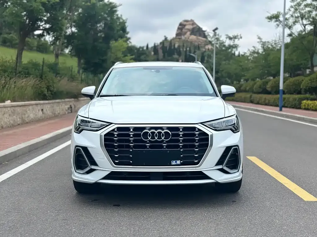 Audi Q3 — фото 5