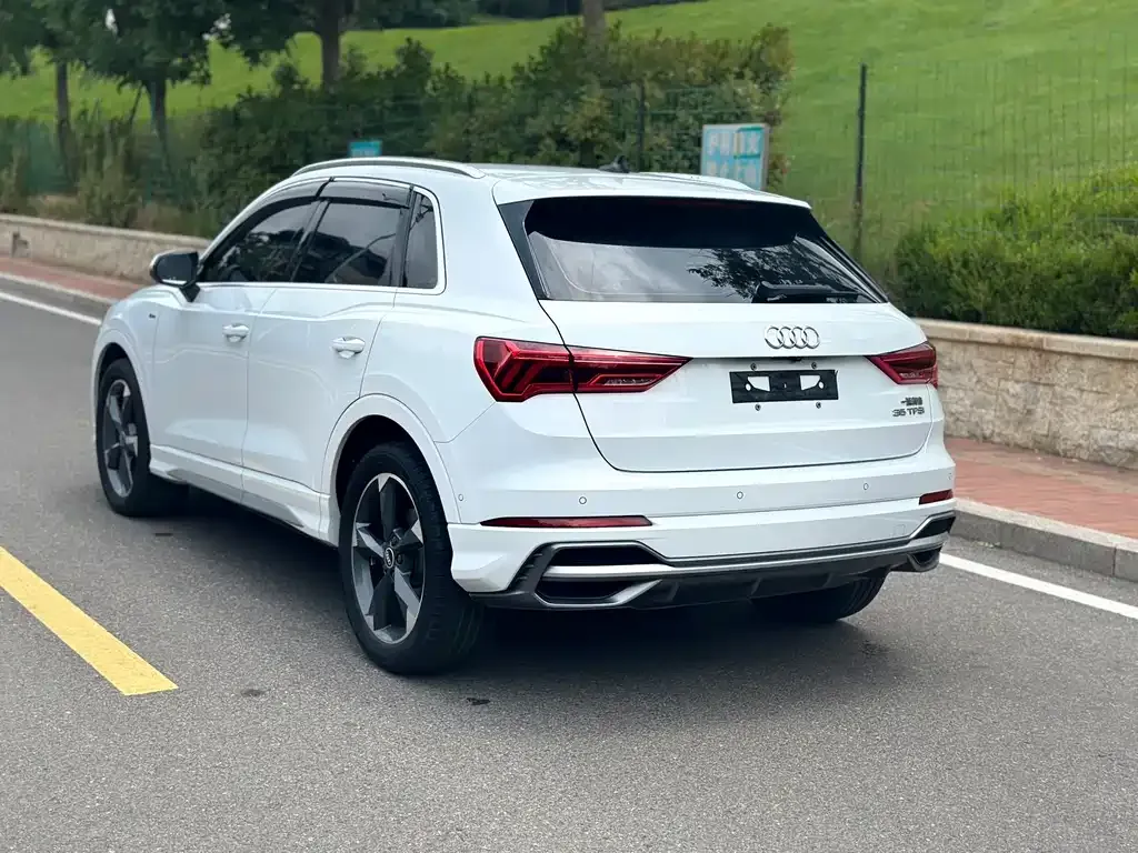 Audi Q3 — фото 2