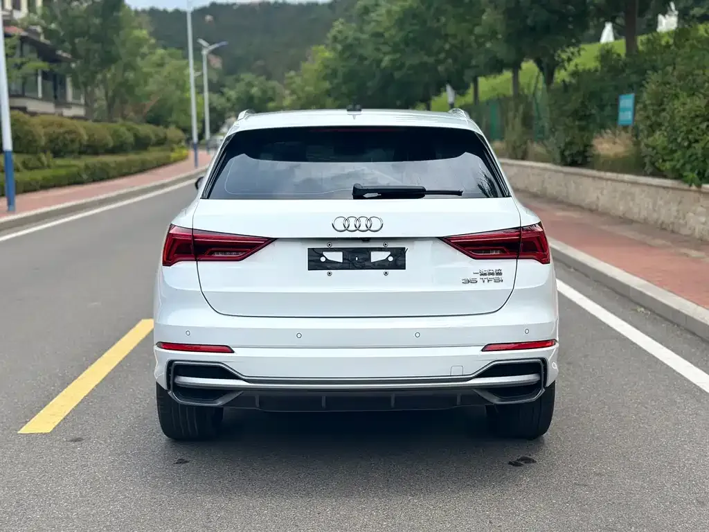 Audi Q3 — фото 3