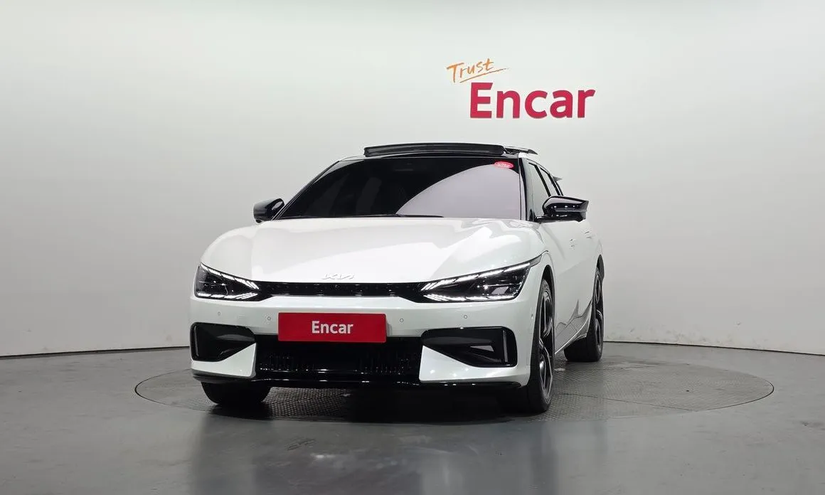 Kia EV6 2023 из KR, фото 3
