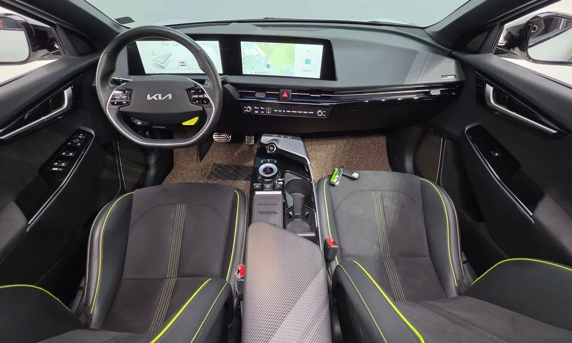 Kia EV6 2023 из KR, фото 6
