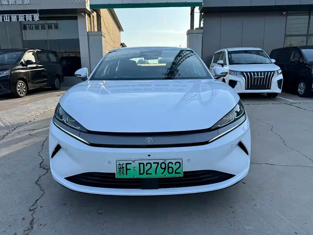 BYD Qin L — фото 6