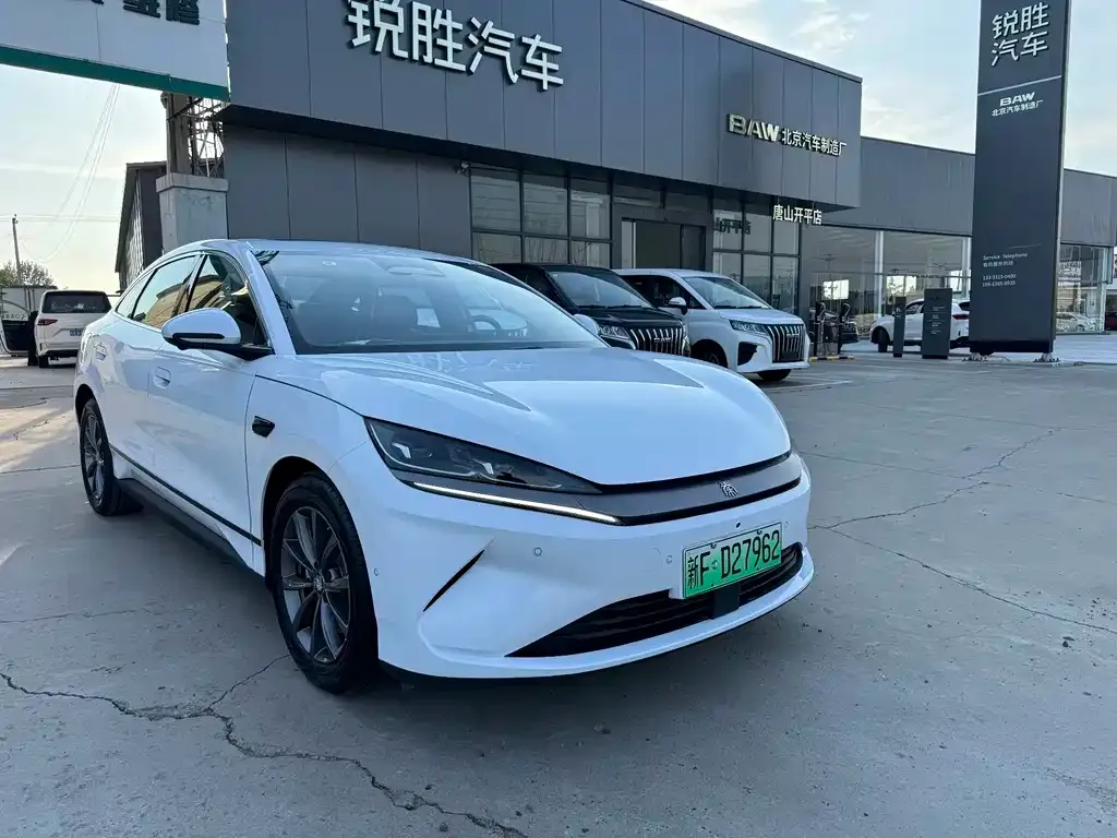 BYD Qin L — фото 4