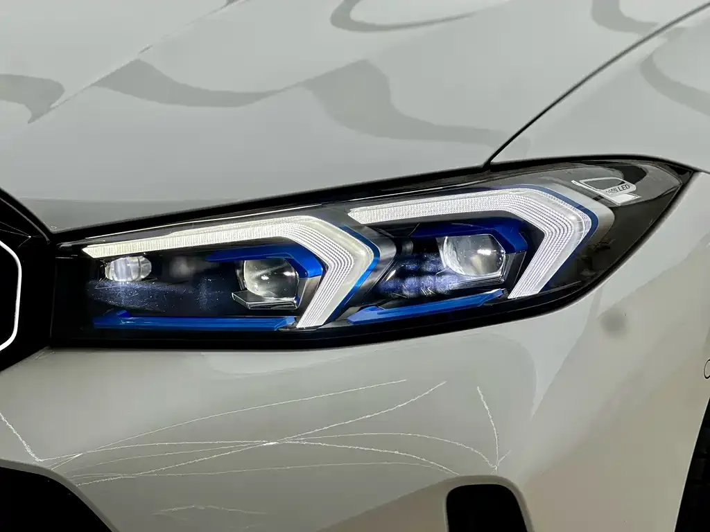BMW 3 Series 2024 из CN, фото 10