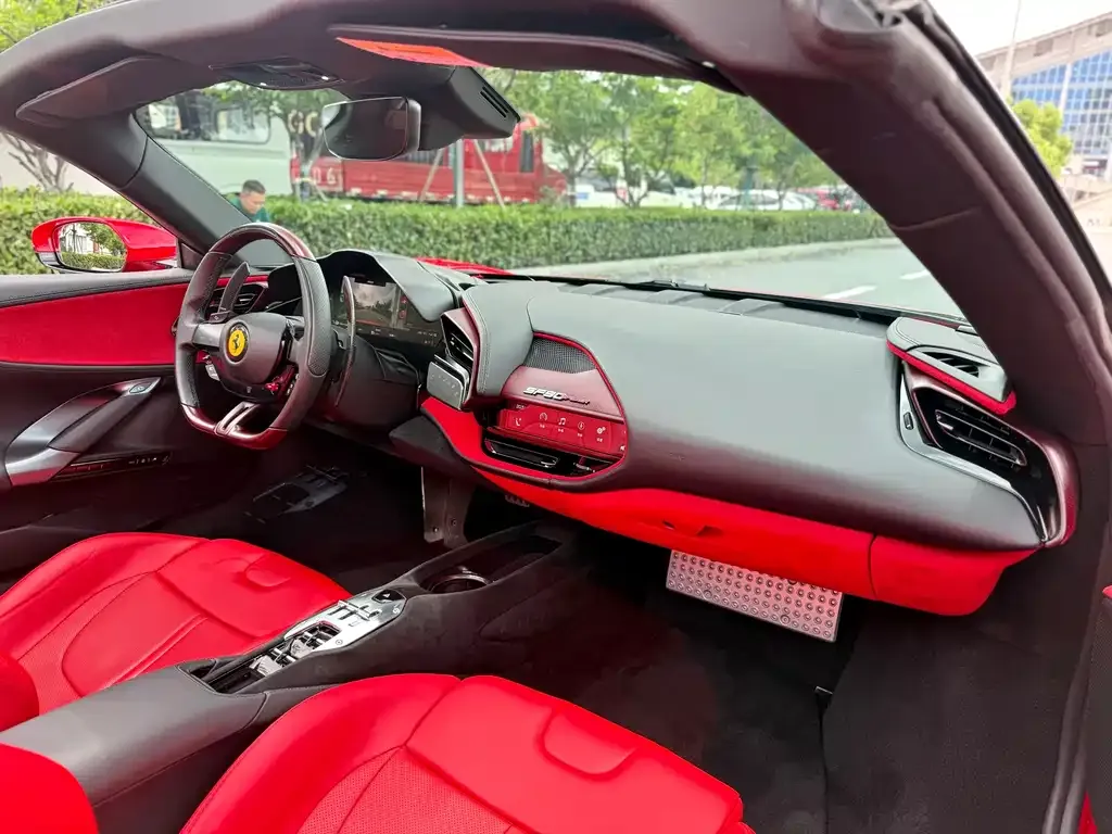 Ferrari SF90 2022 из CN, фото 2