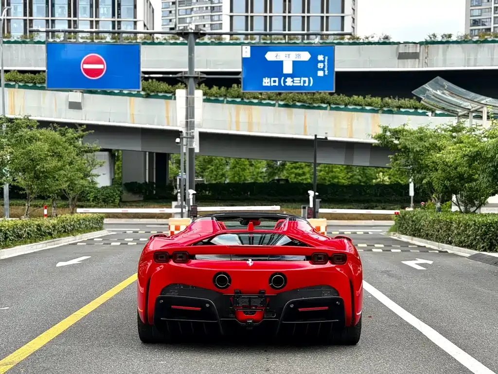 Ferrari SF90 2022 из CN, фото 4
