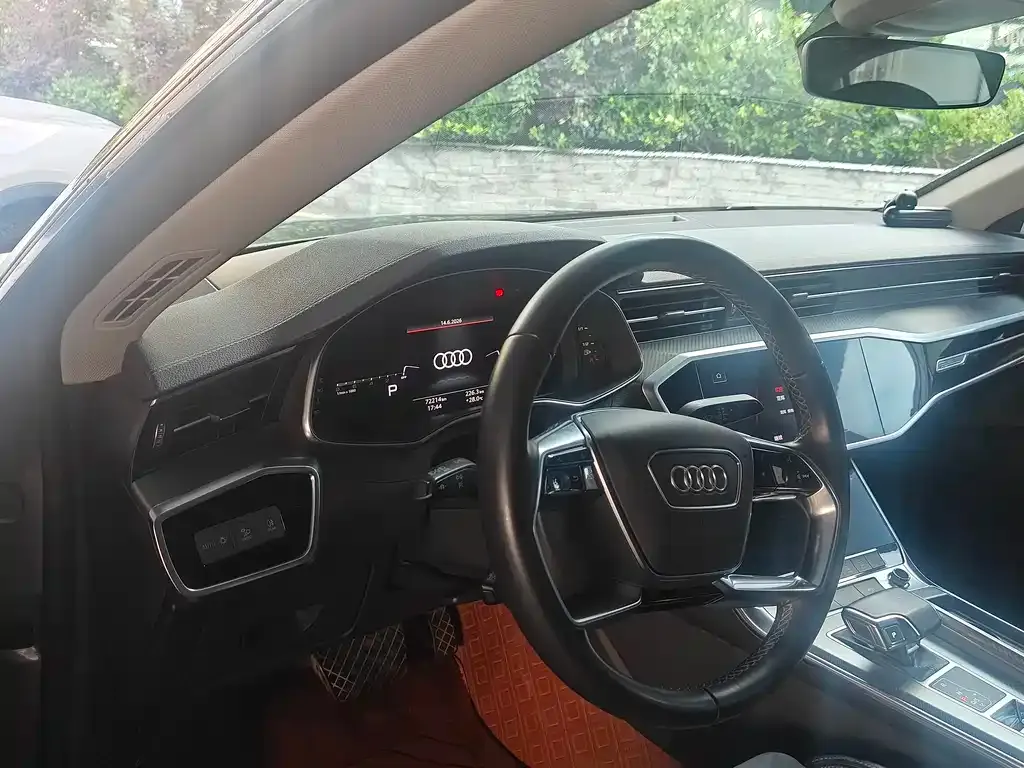 Audi A7L 2022 из CN, фото 3