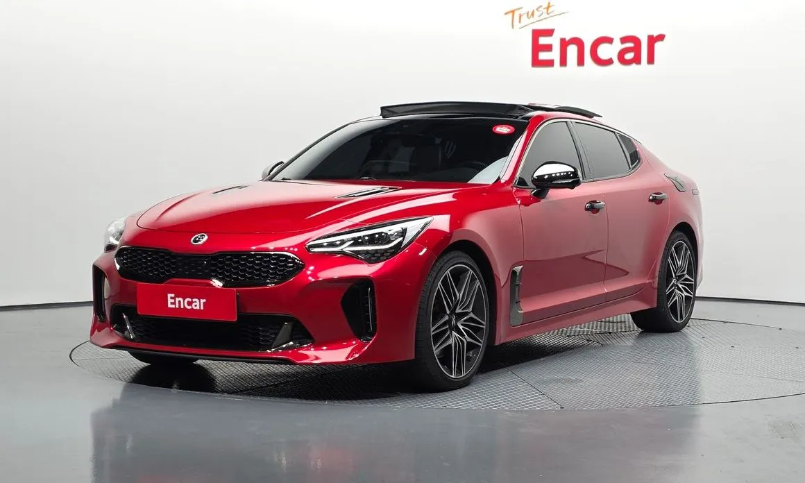 Kia Stinger 2021 из KR, фото 1