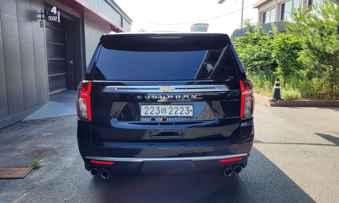 Chevrolet Surburban 2021 из KR, фото 9