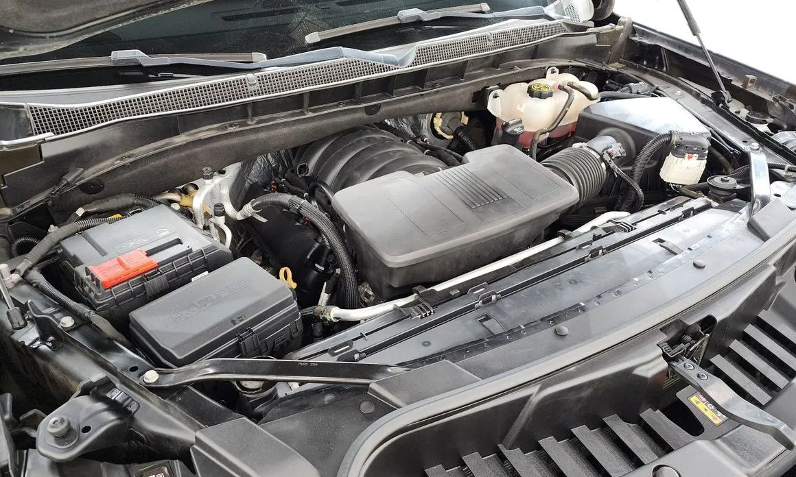 Chevrolet Surburban 2021 из KR, фото 8