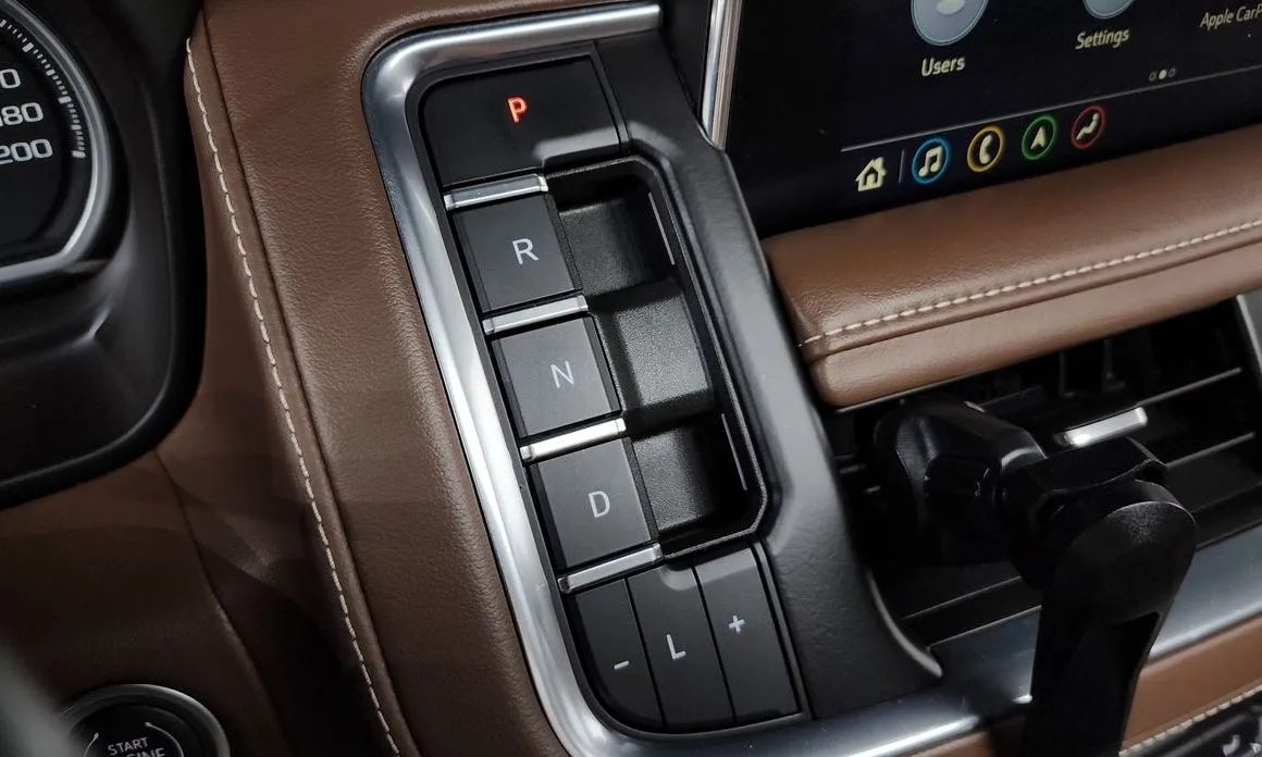 Chevrolet Surburban 2021 из KR, фото 4