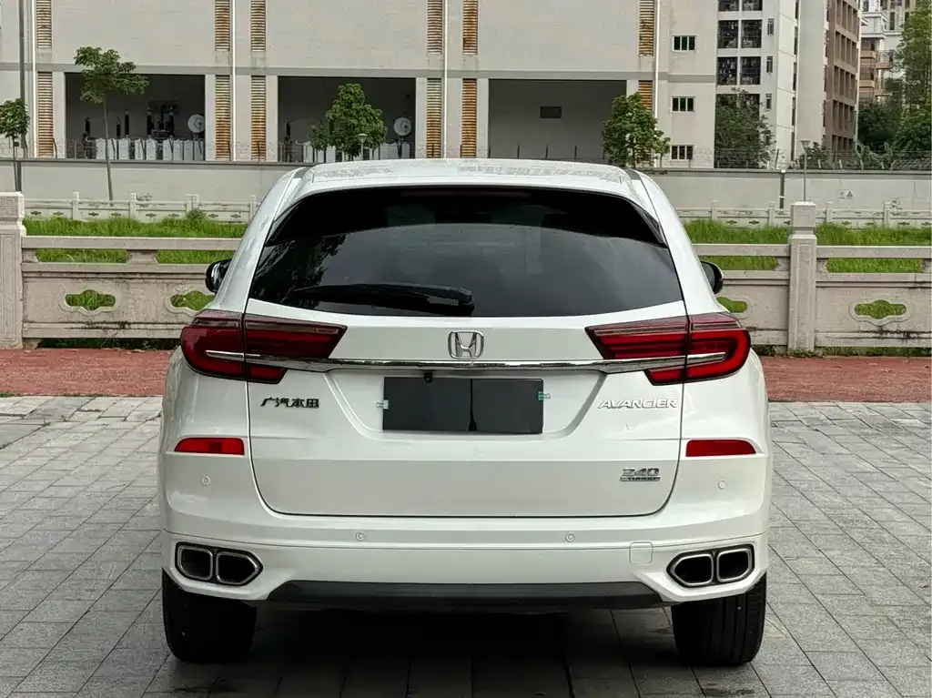 Honda Avancier 2023 из CN, фото 8