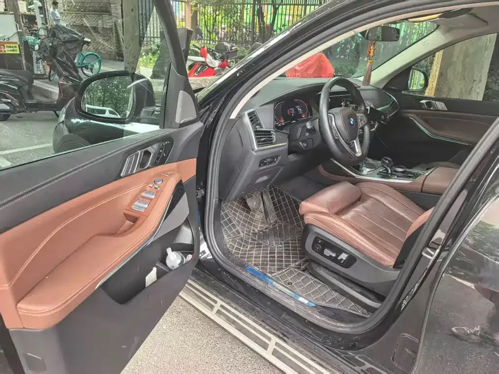 BMW X7 2022 из CN, фото 8