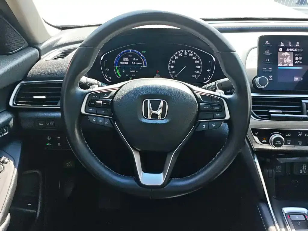 Honda Accord — фото 5
