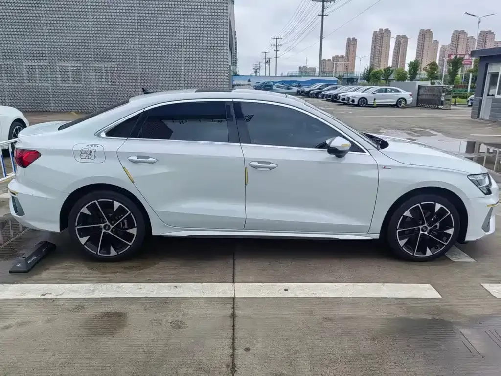 Audi A3 — фото 5