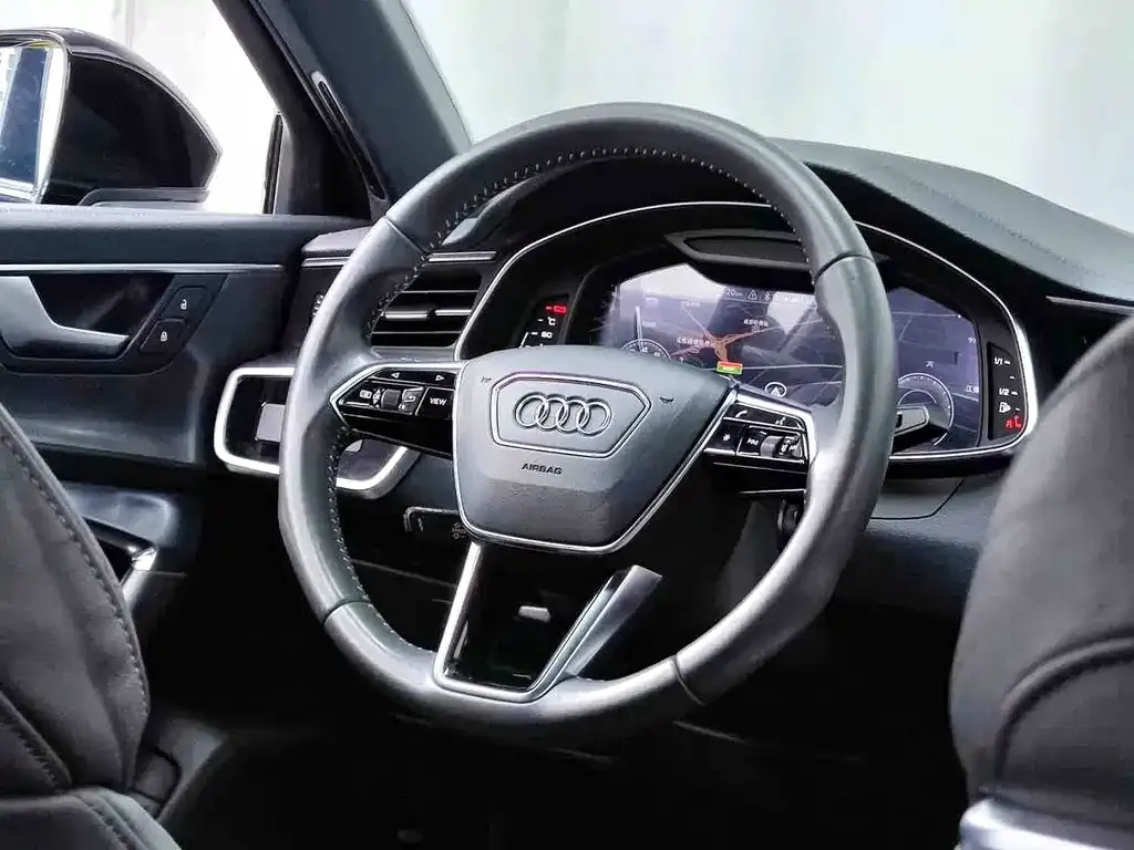 Audi A6L — фото 4