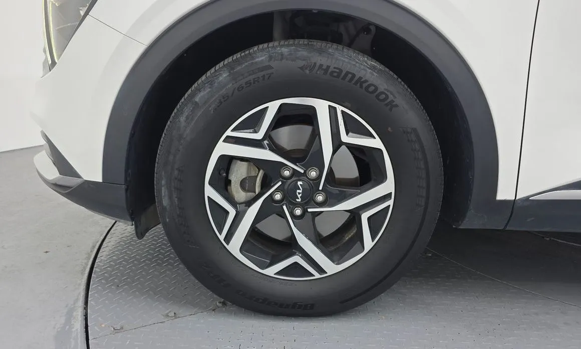Kia Sportage — фото 8
