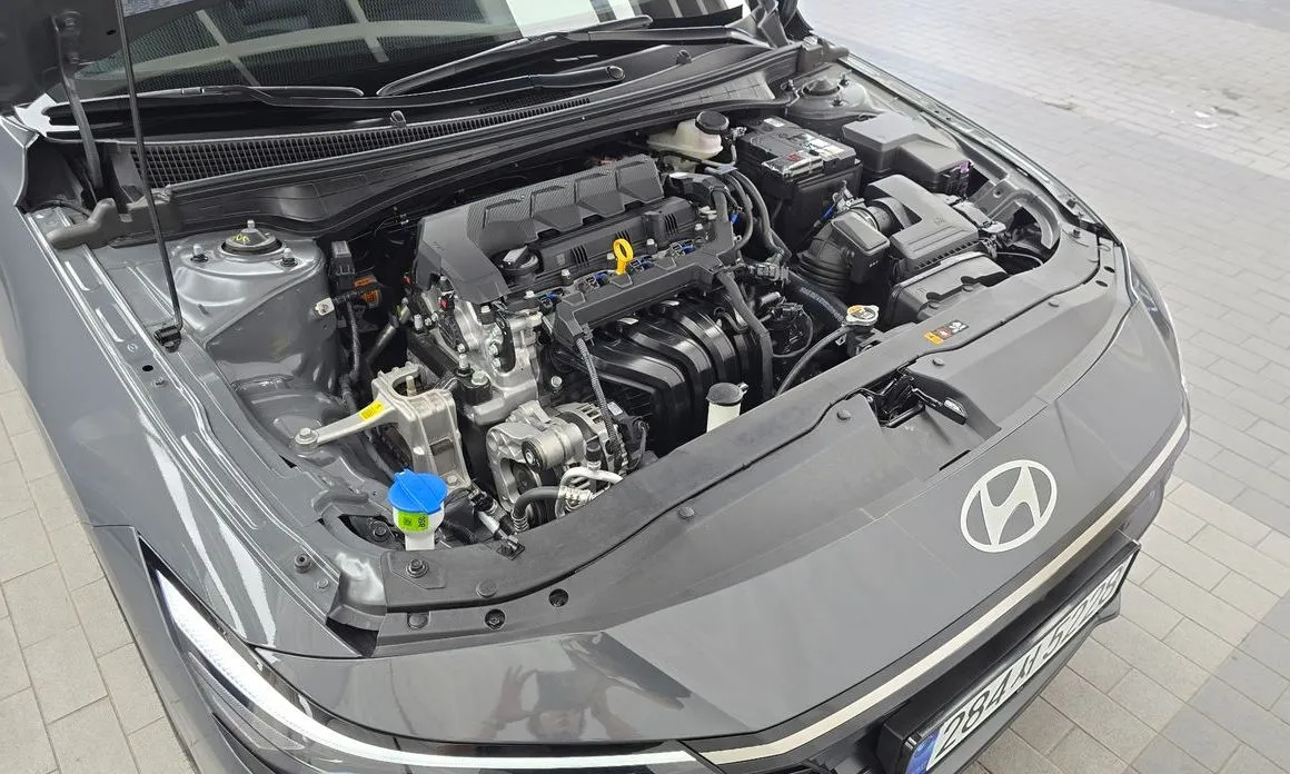 Hyundai AVANTE — фото 9