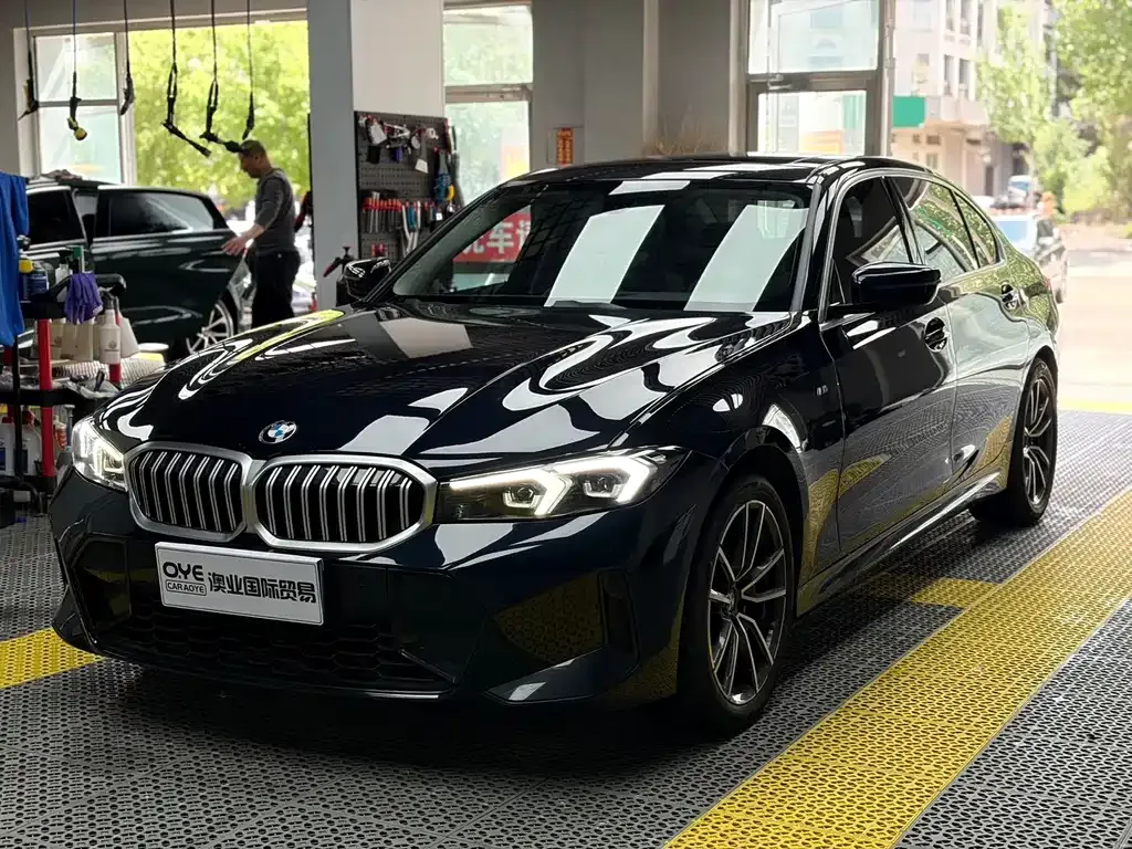 BMW 3 Series — фото 1