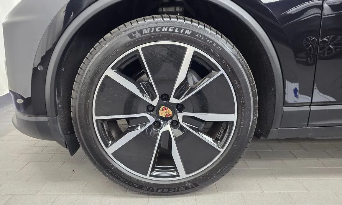 Porsche Macan 2025 из KR, фото 8