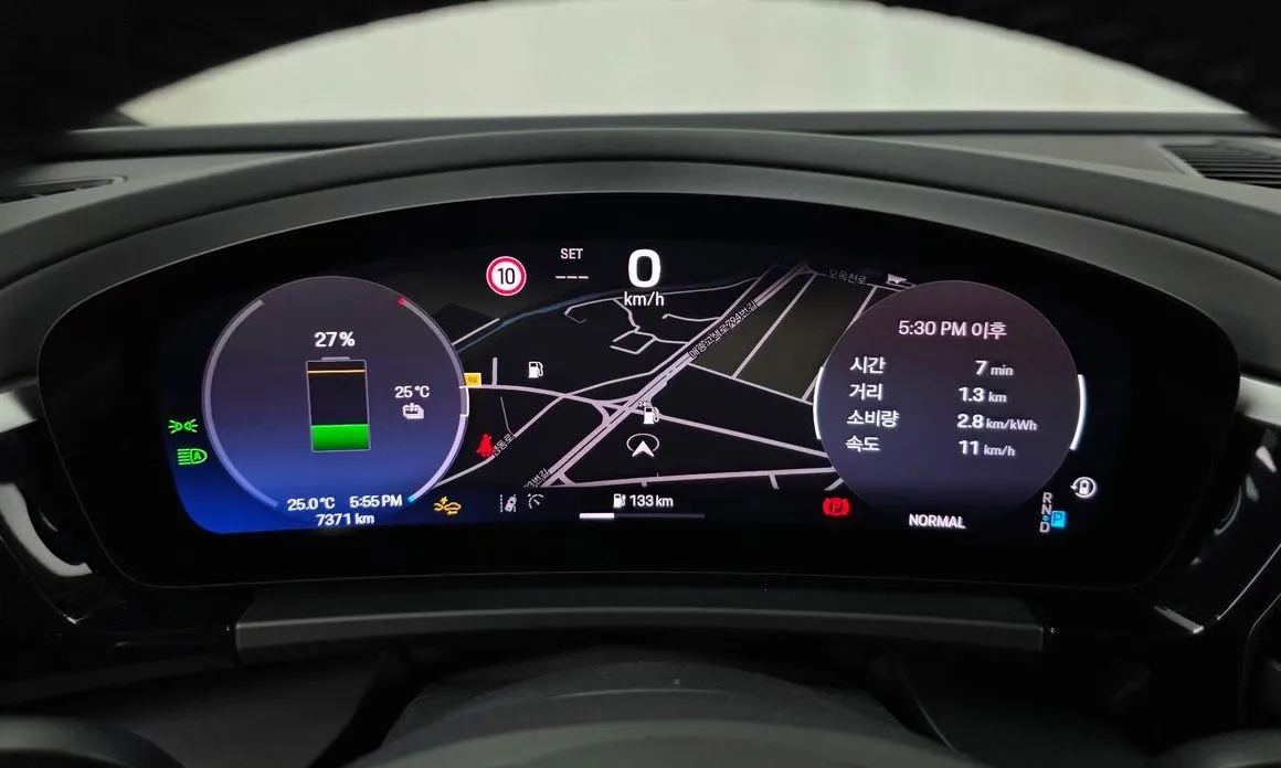 Porsche Macan 2025 из KR, фото 6
