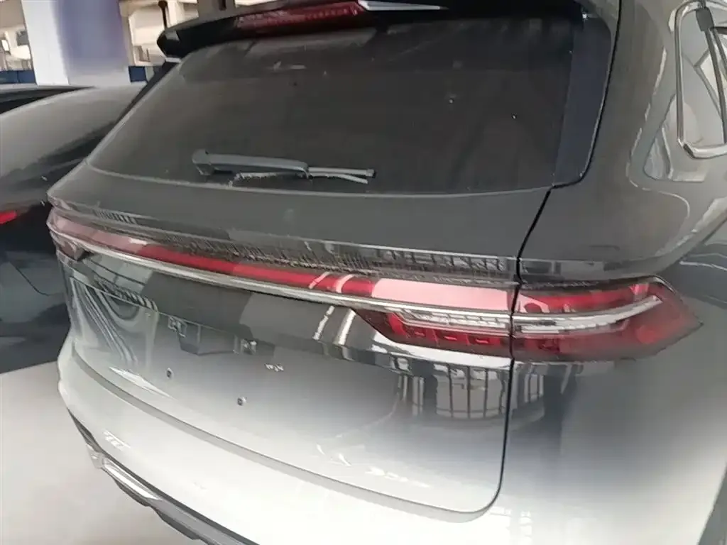 Geely Xingyue L — фото 10
