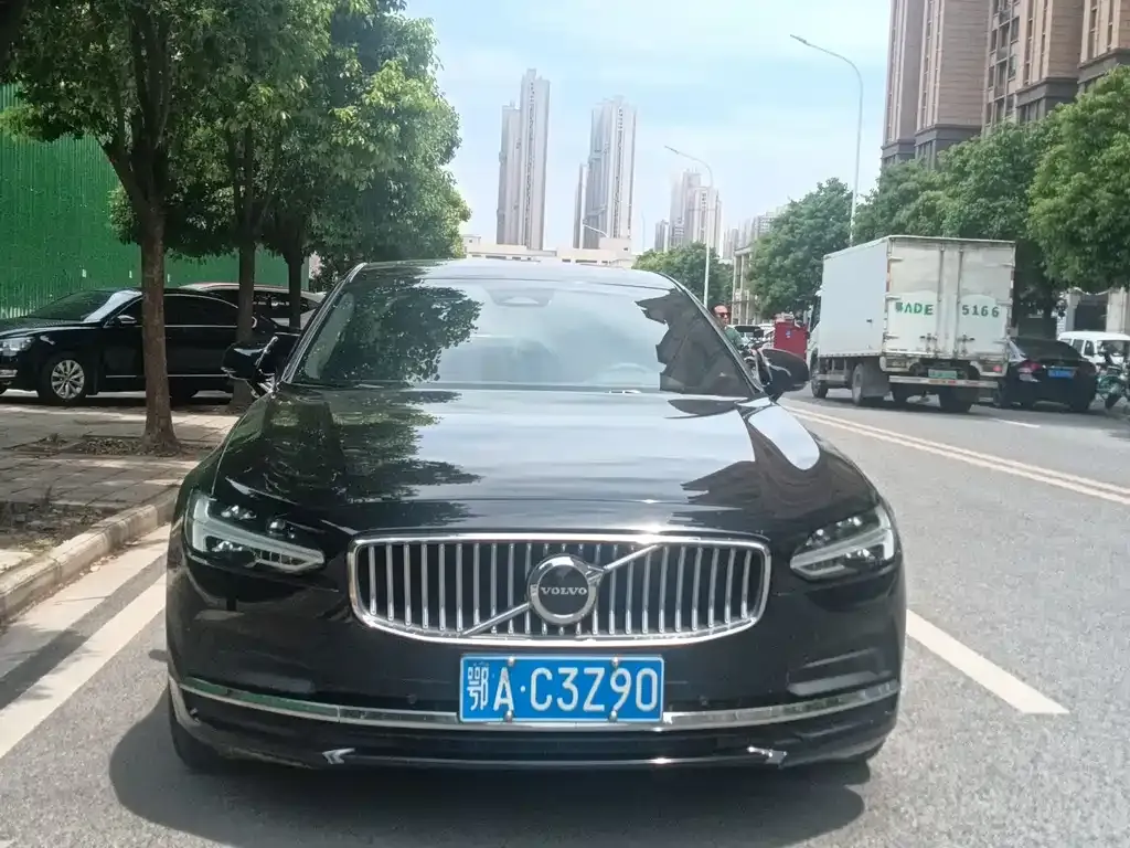Volvo S90 — фото 3