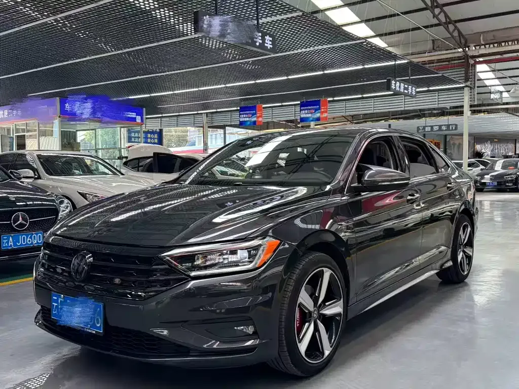 Volkswagen Sagitar