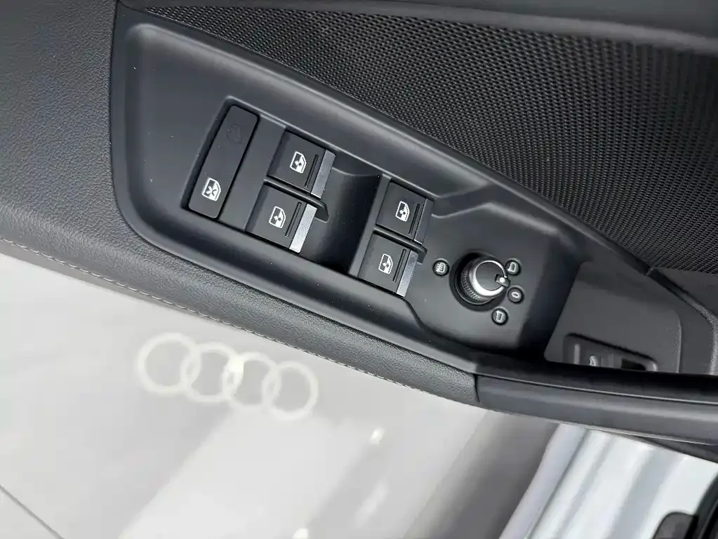 Audi A3 — фото 2