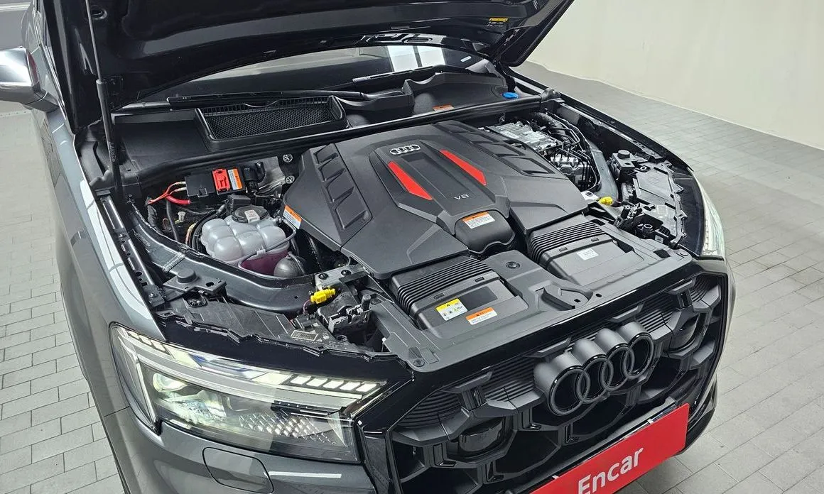 Audi SQ7 2026 из KR, фото 3