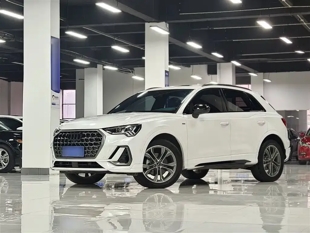 Audi Q3 — фото 4