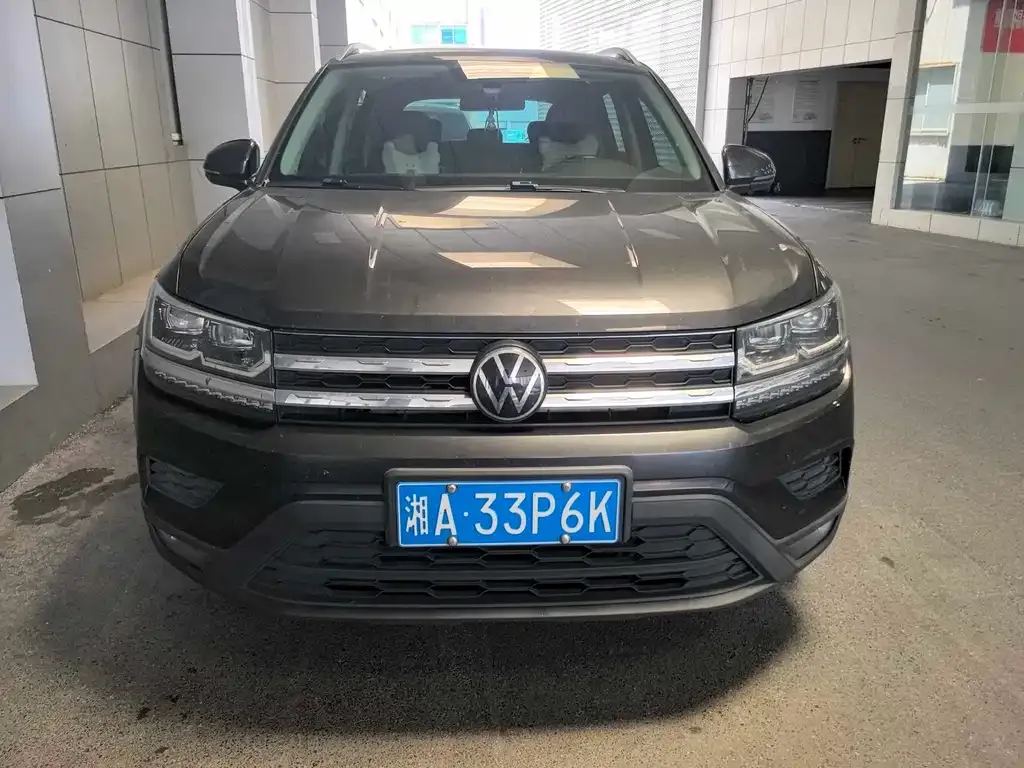 Volkswagen Tharu — фото 1