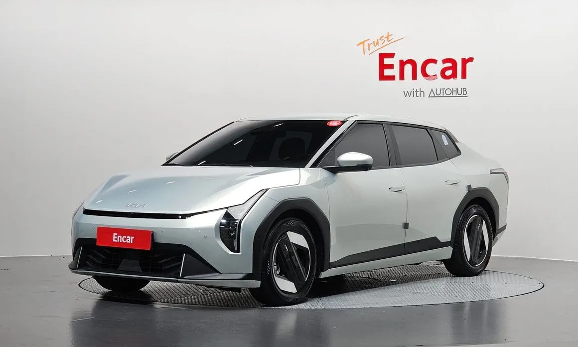 Kia EV4 2026 из KR, фото 1