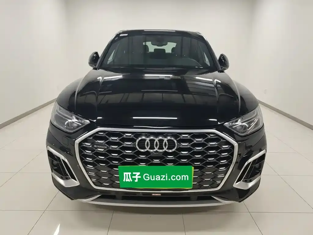Audi Q5L Sportback — фото 6