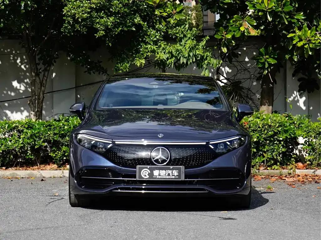 Mercedes-Benz EQS — фото 10