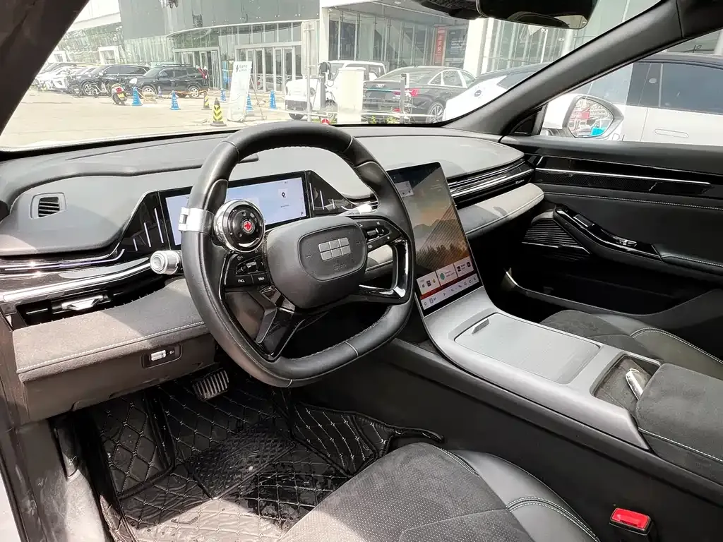 Geely Galaxy L6 — фото 10