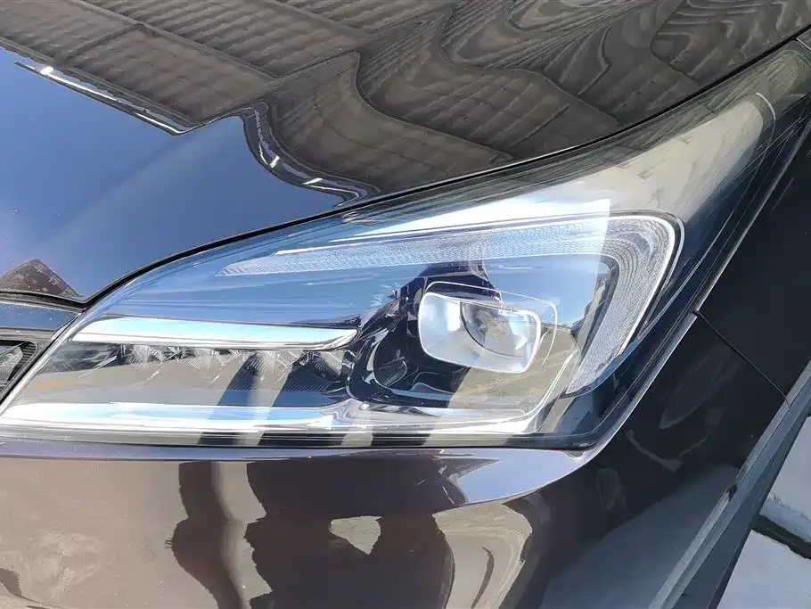 Buick Envision Plus — фото 7