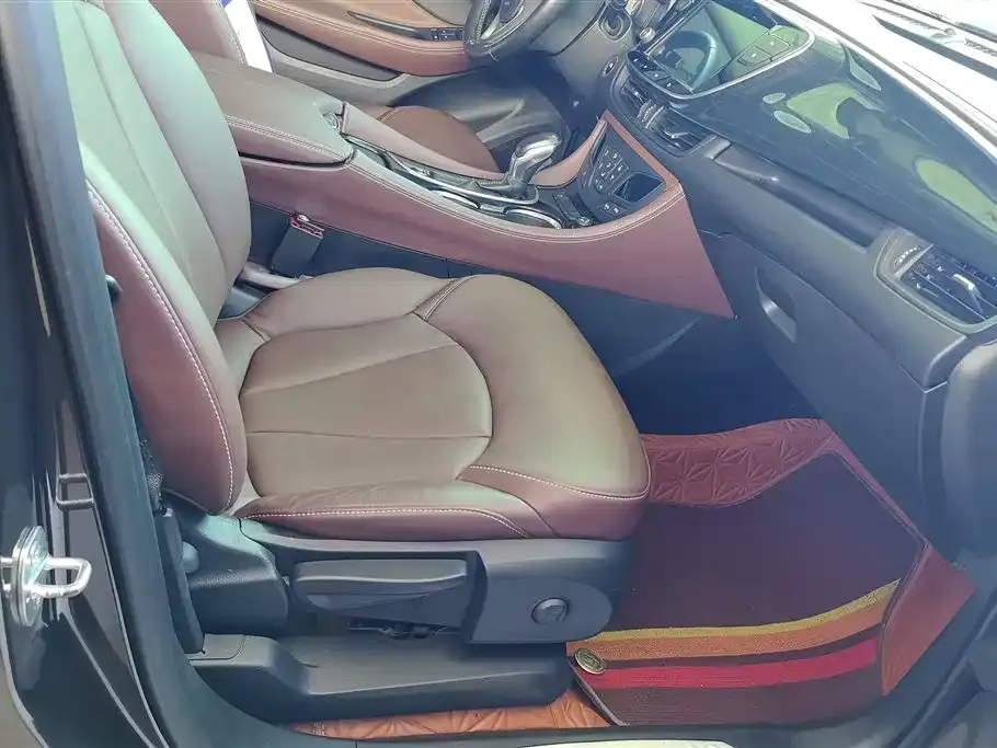 Buick Envision Plus — фото 10