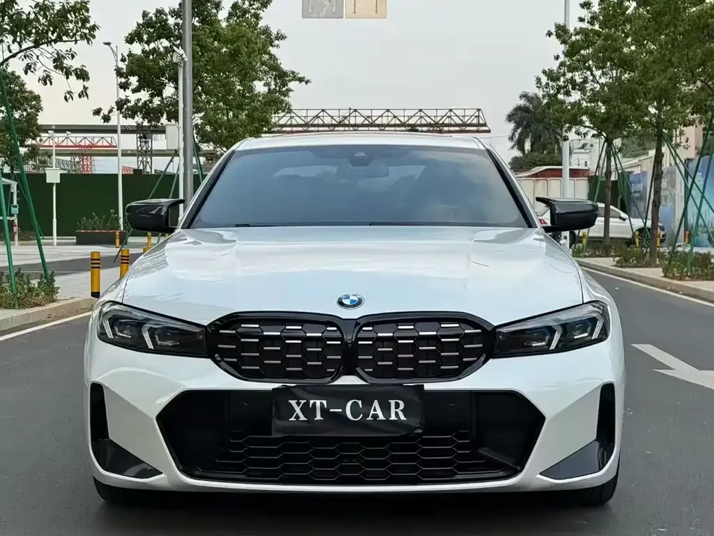 BMW 3 Series 2023 из CN, фото 8