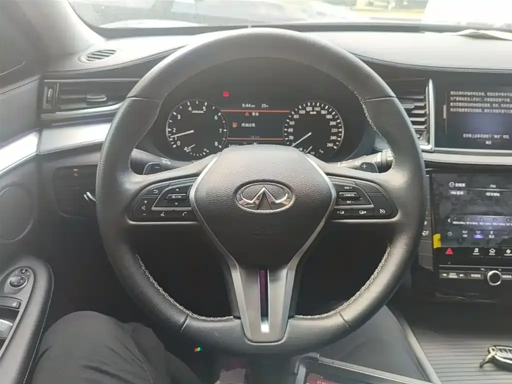 Infiniti QX50 2023 из CN, фото 4