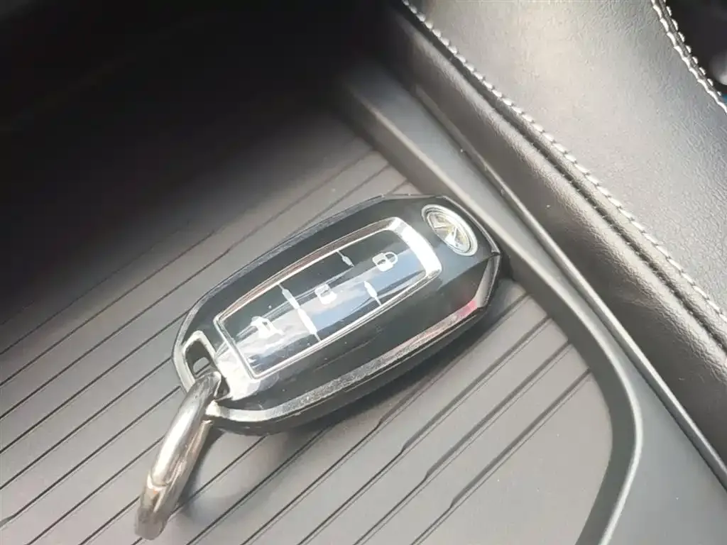 Infiniti QX50 2023 из CN, фото 3