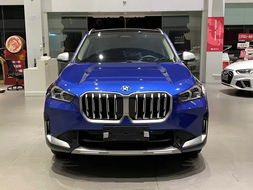 BMW X1 — фото 2